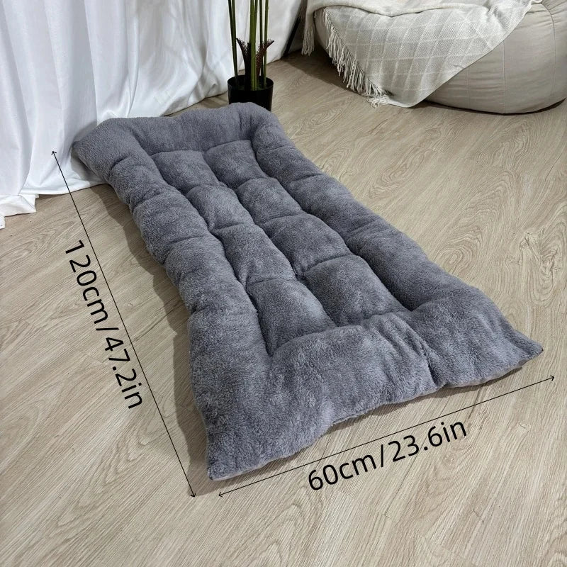 Extra Large Plush Dog Bed Sofa Thickened Super Soft Polyester Pet Mat Dog Crate Mat Bed