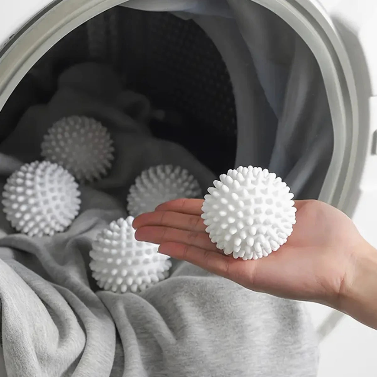 4pc  Laundry Ball Designed Specifically for Washing Machines to Remove Dirt and Prevent Entanglement Hair Removal Tool