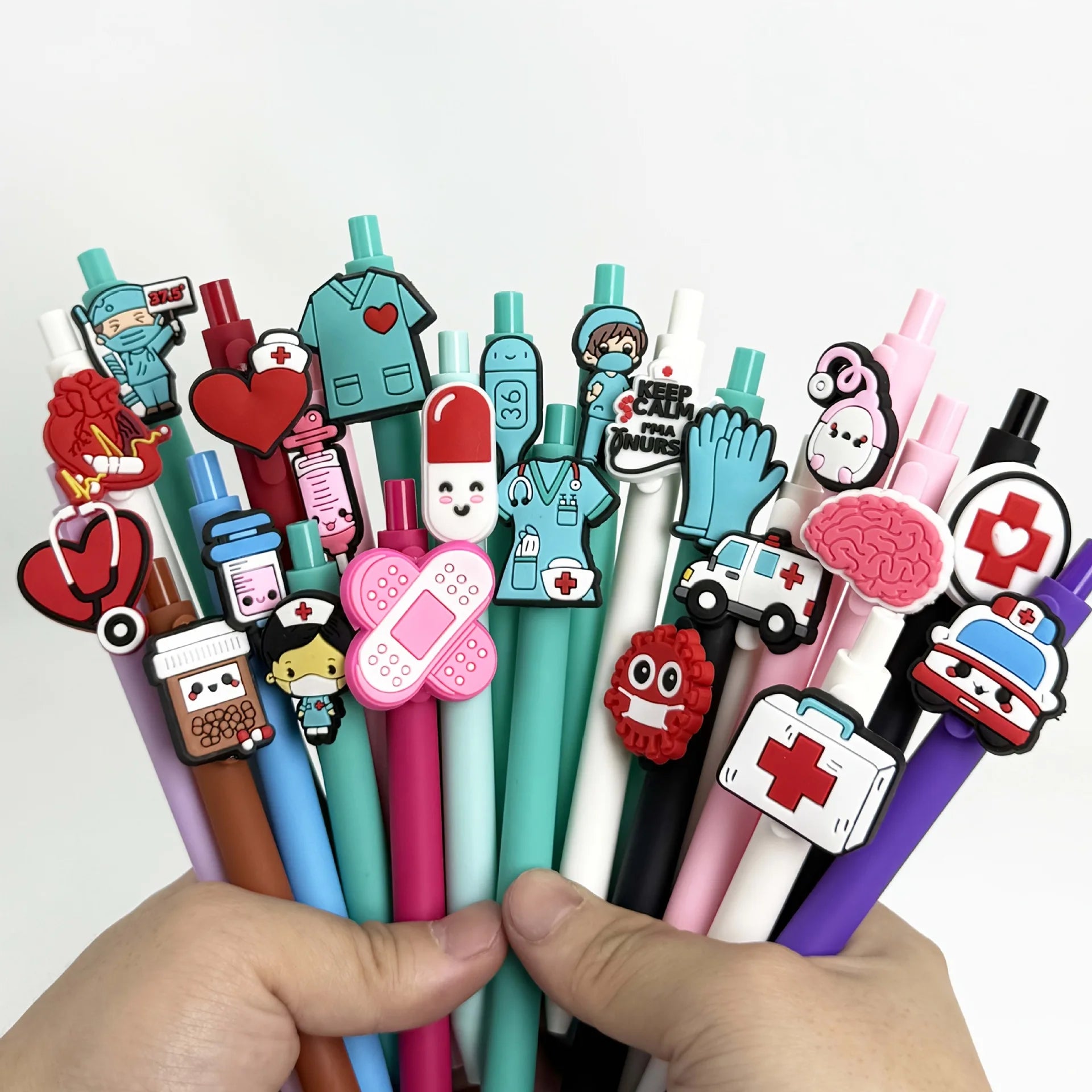 5 Pieces of Medical-Themed Cartoon Gel Pens, Featuring Novel and Unique Designs with Medical-Related Elements as Pen Decorations, Combining Both Fun and Professional Characteristics, Can Meet the Personalized Writing Needs